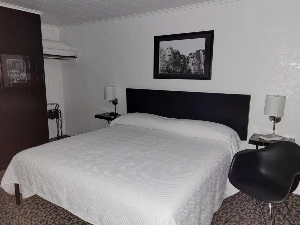 Rocket Motel Custer Luaran gambar