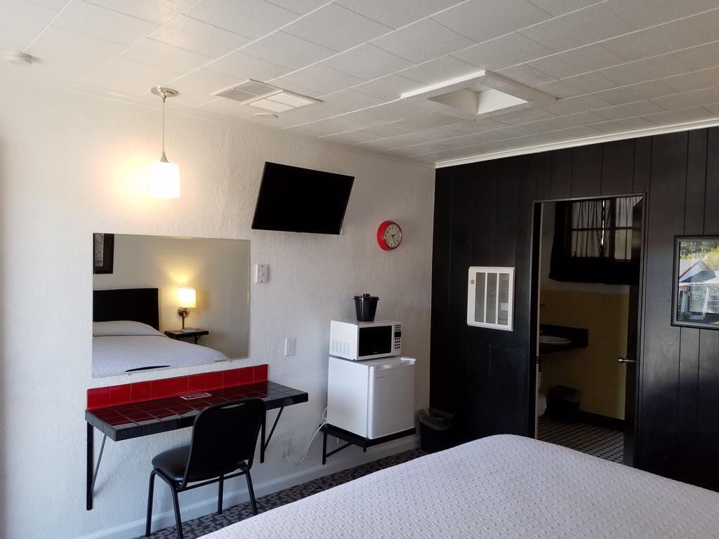 Rocket Motel Custer Luaran gambar