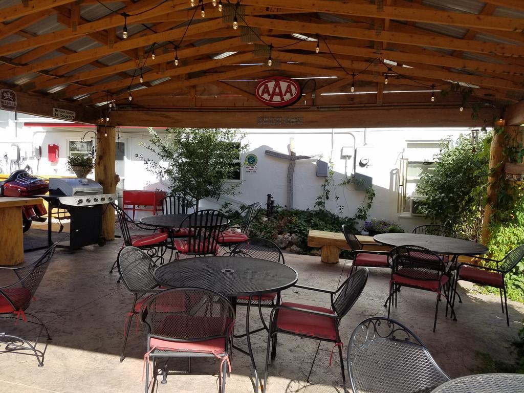 Rocket Motel Custer Luaran gambar