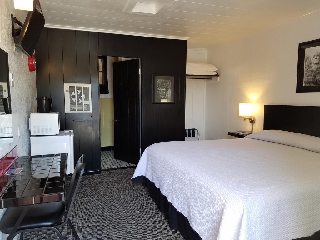 Rocket Motel Custer Luaran gambar